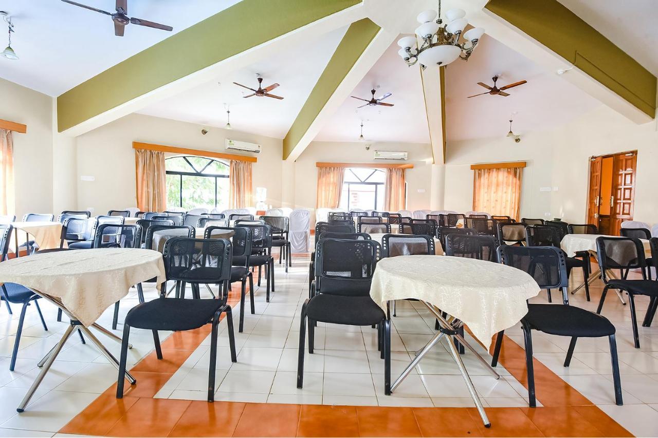 Fabhotel Prime Tanjo Highland With Pool - 500M From Calangute Beach Candolim Eksteriør billede
